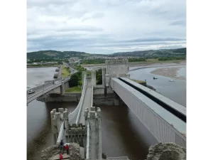 3 bridges Atlas Introspective