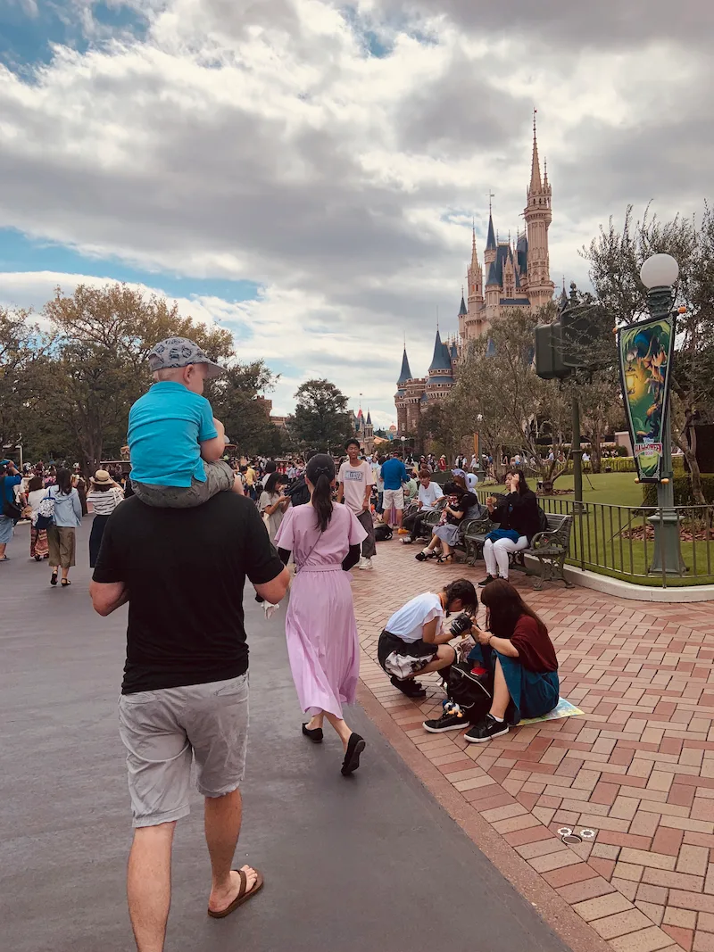 Visit Tokyo Disneyland with a Disability Access Service 11 Tokyo Disneyland with a disability